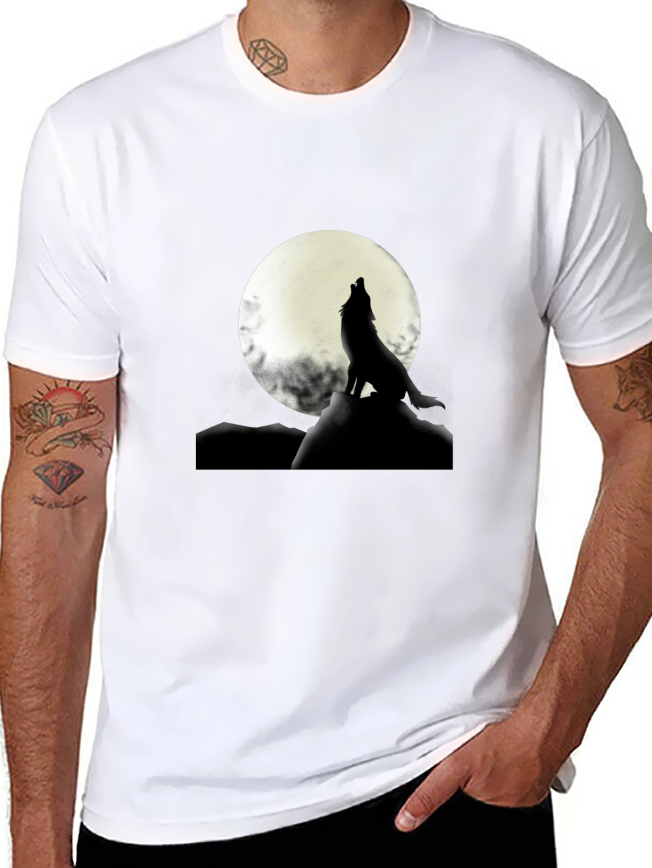 Wolf Howling at Moon Graphic T-Shirt