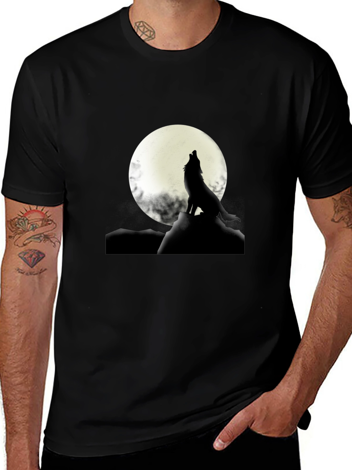 Wolf Howling at Moon Graphic T-Shirt