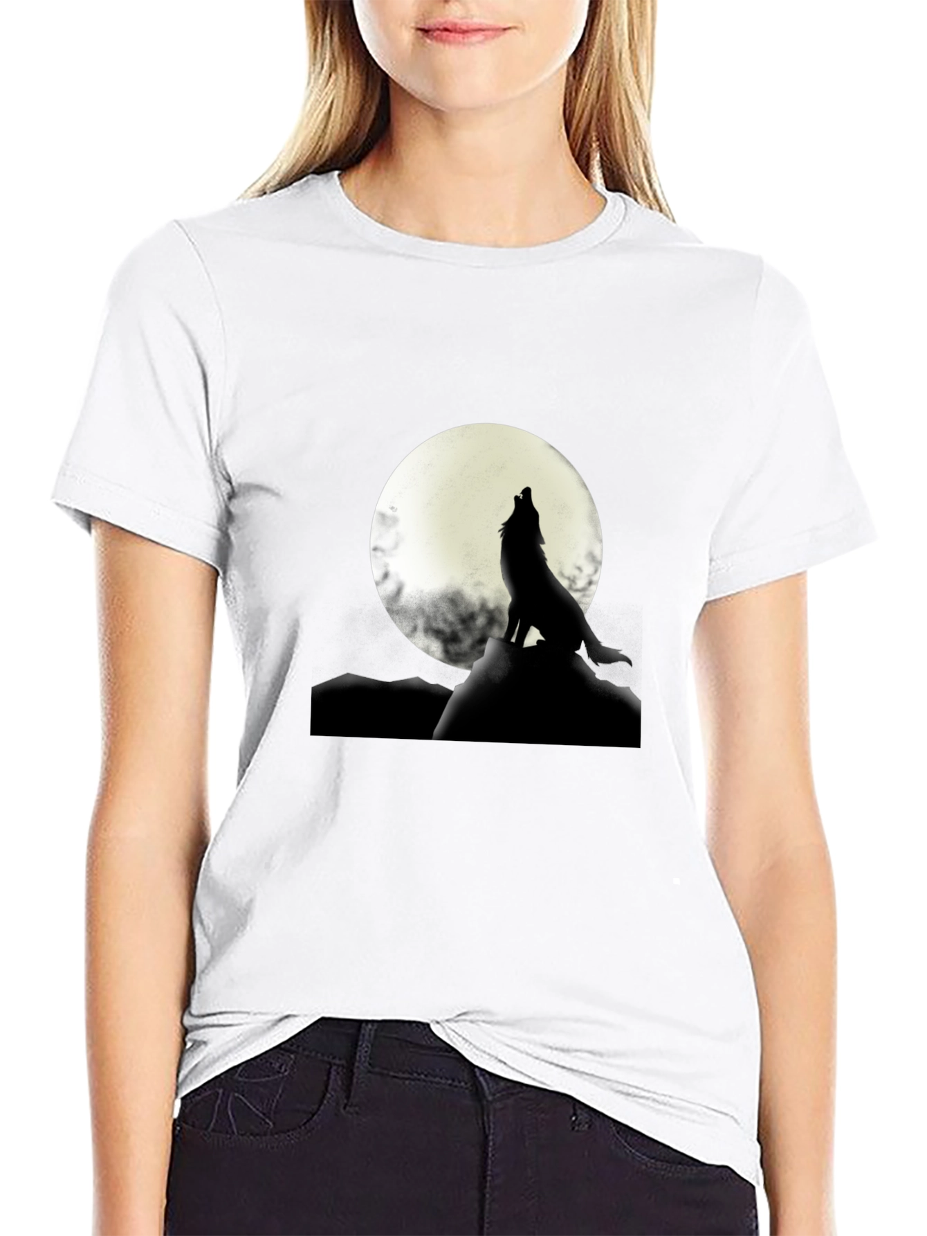 Wolf Howling at Moon Graphic T-Shirt