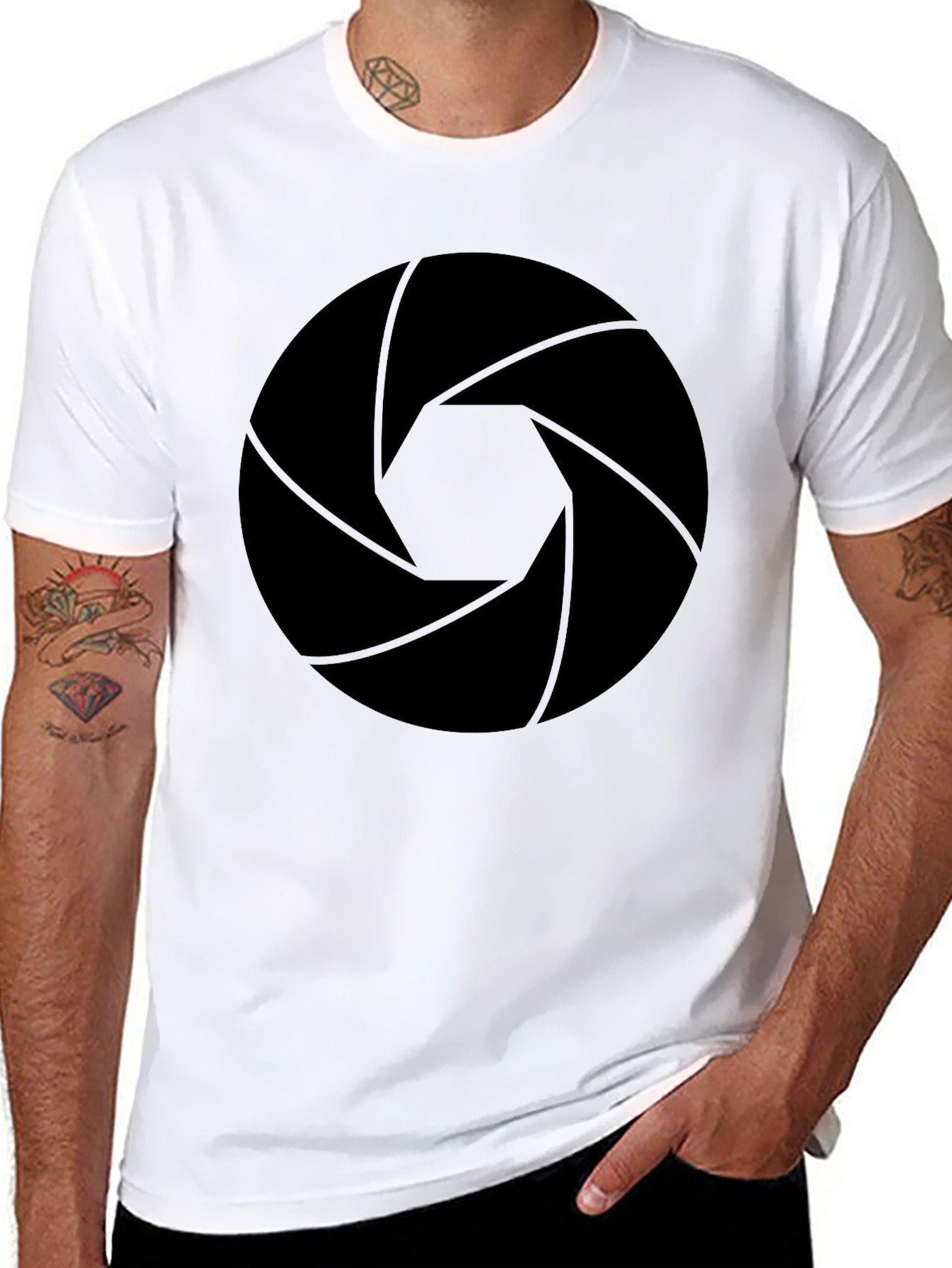 Aperture Lens Graphic Tee - Black Cotton Blend