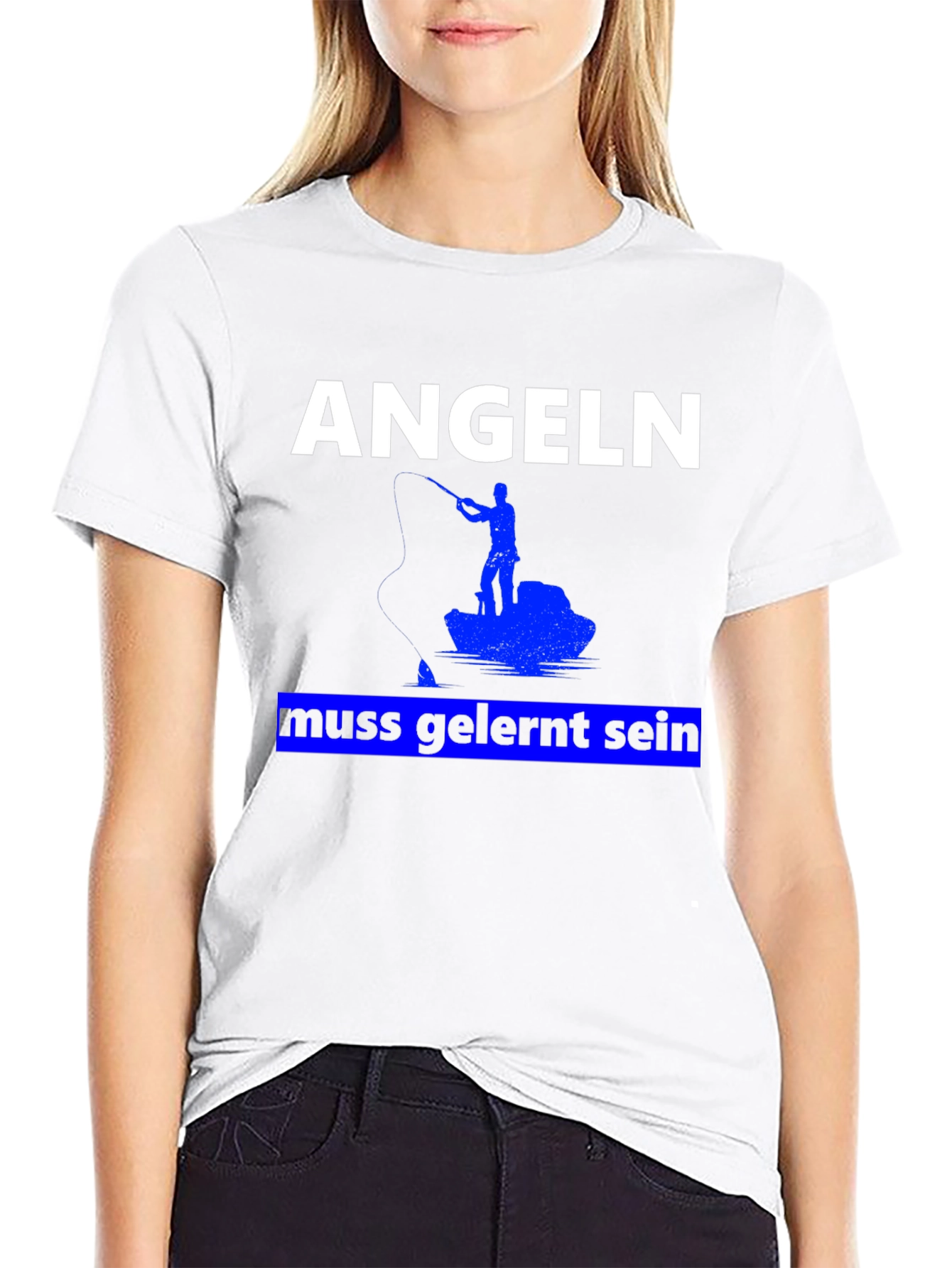 Angeln Muss Gelernt Sein Fishing T-Shirt