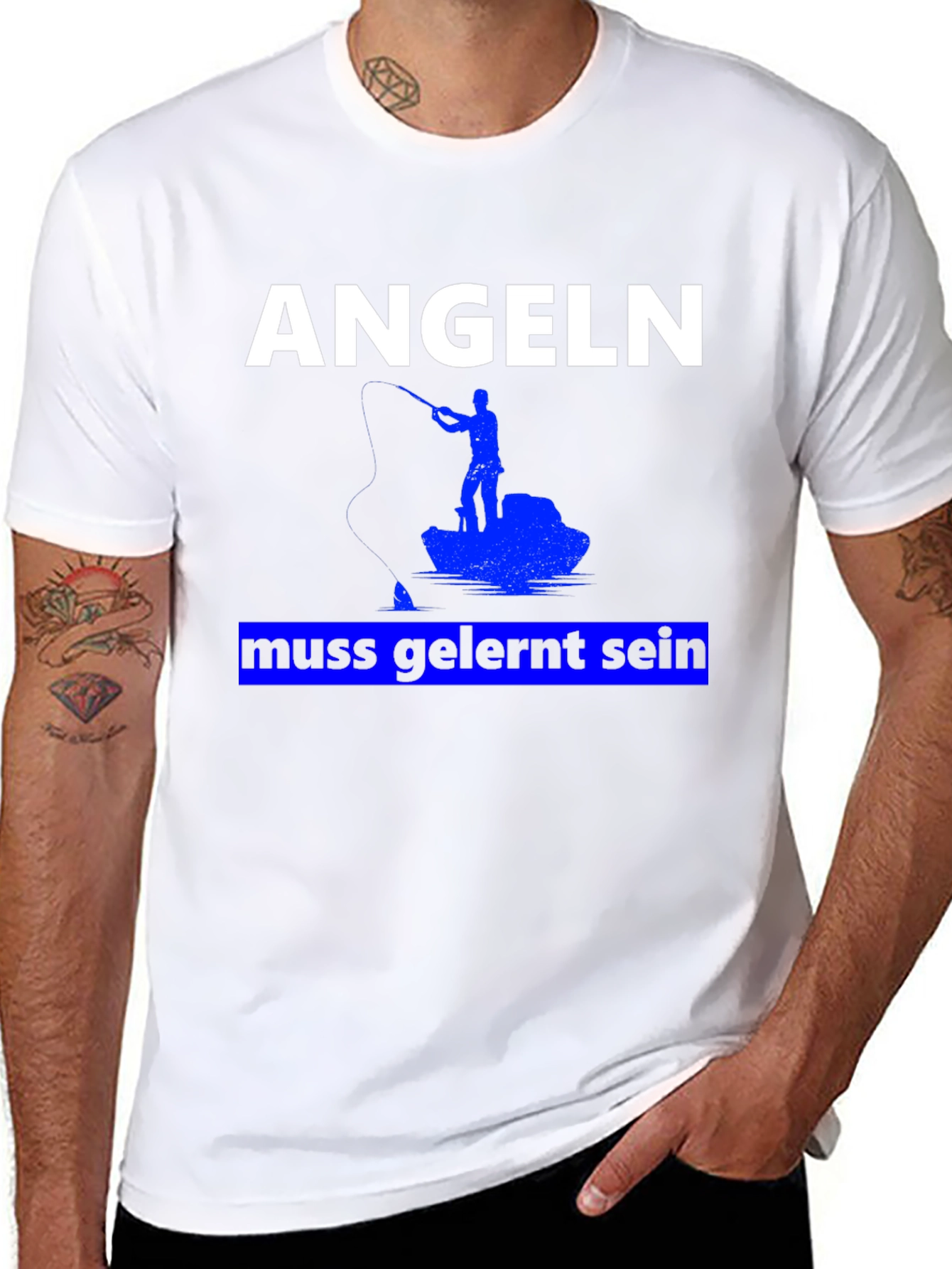 Angeln Muss Gelernt Sein Fishing T-Shirt